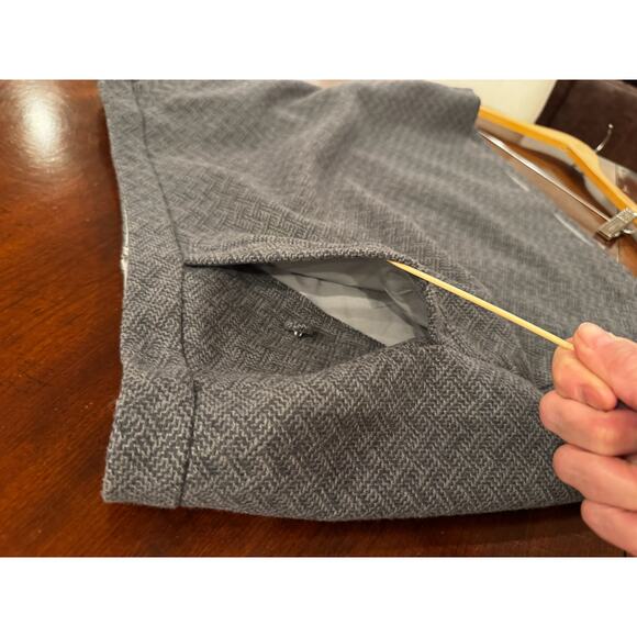 Banana Republic Wool Knee Length Skirt Heritage Gray Button Accent Pockets Sz 14 - Picture 7 of 11